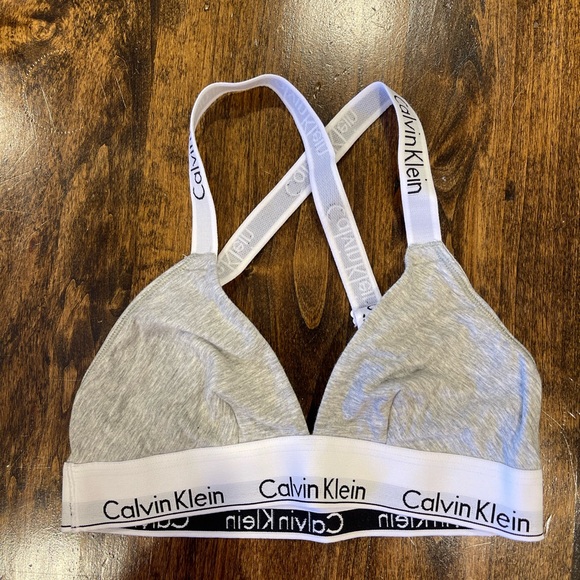 Calvin Klein bra - Picture 2 of 3